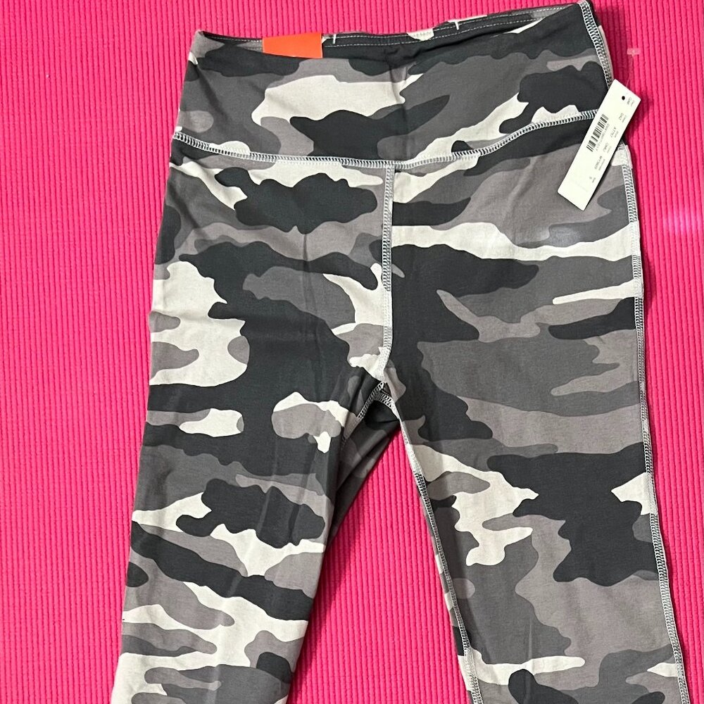 J.Crew Weekend Camo 7/8 Leggings NWT, Size S